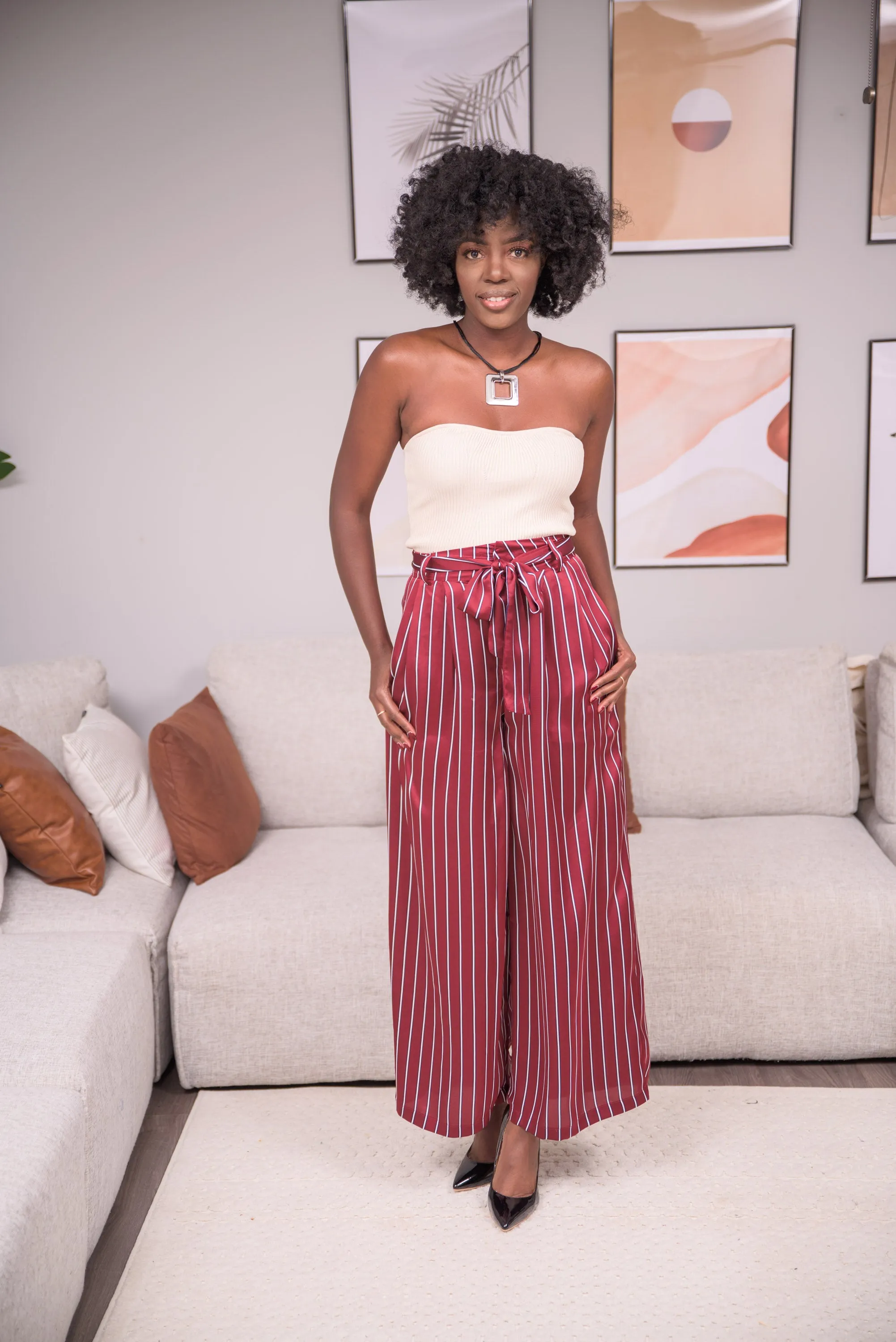 Alluring Ribbed Strapless Top