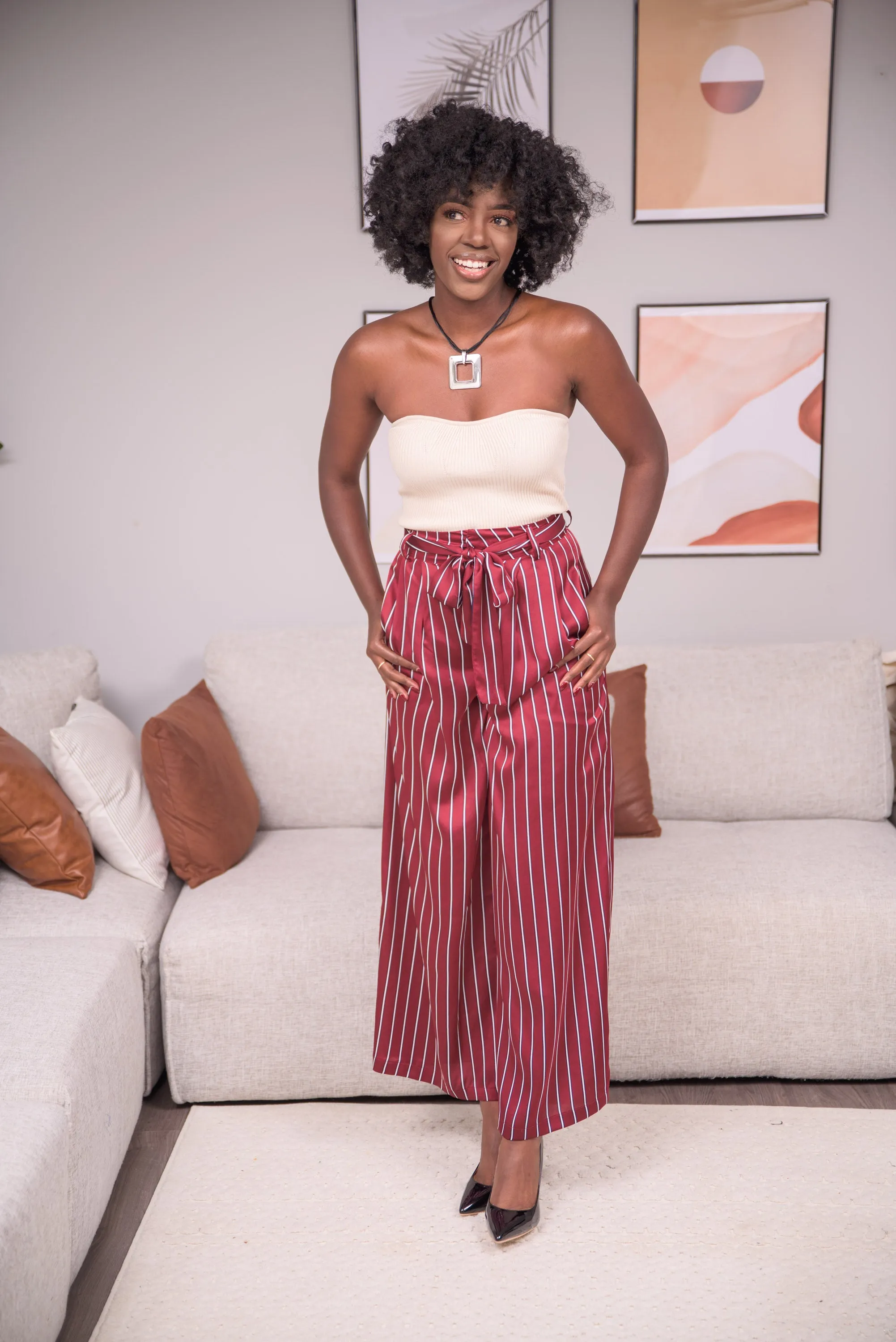 Alluring Ribbed Strapless Top