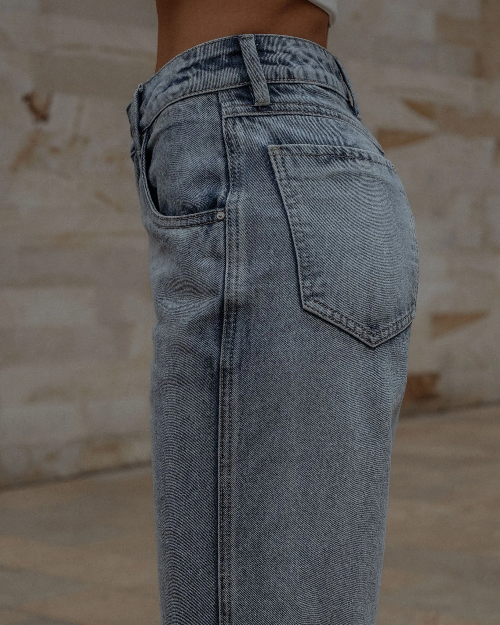 ANKLE STRAIGHT JEAN - LIGHT BLUE