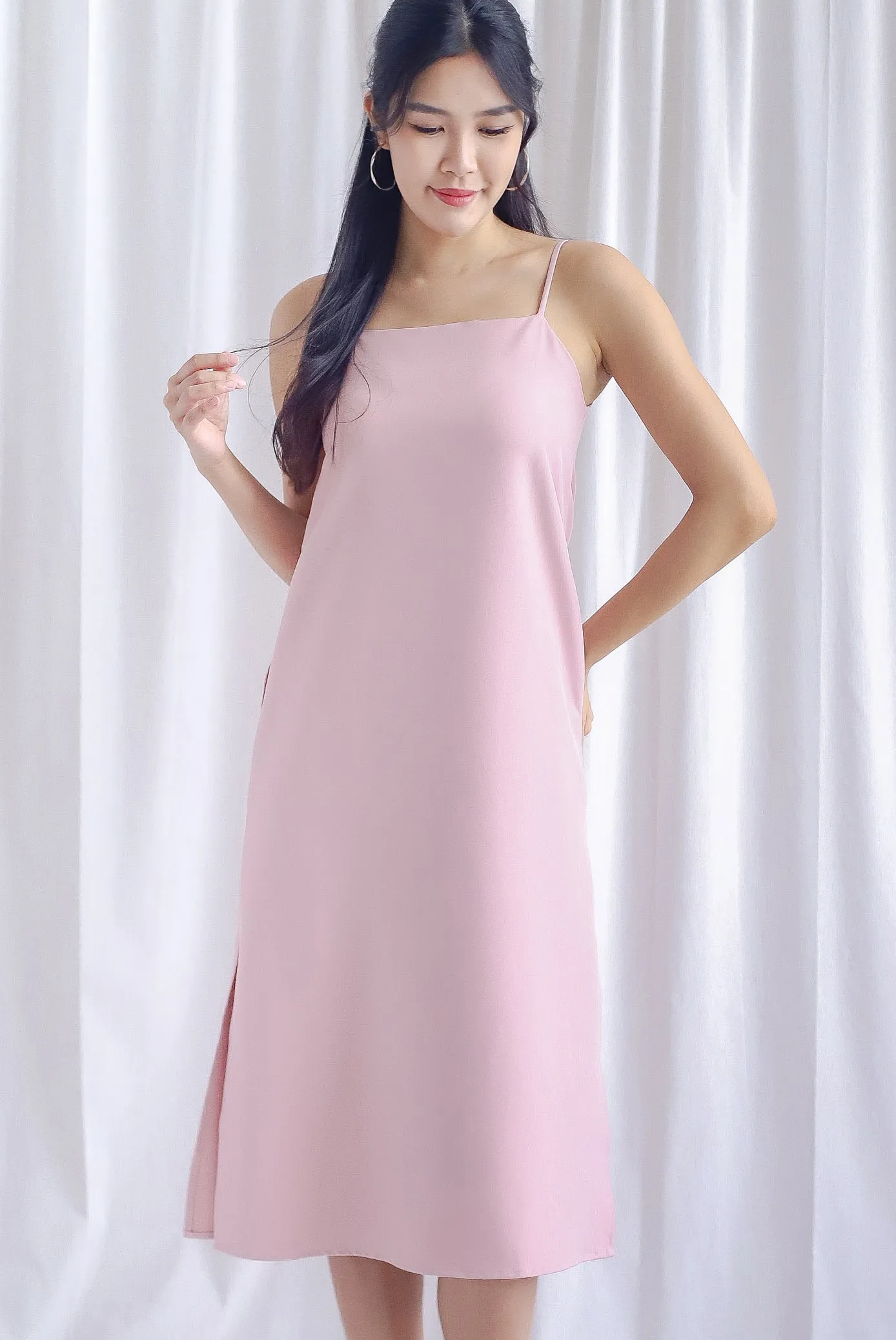 Annika Two Ways Slip Dress In Blush