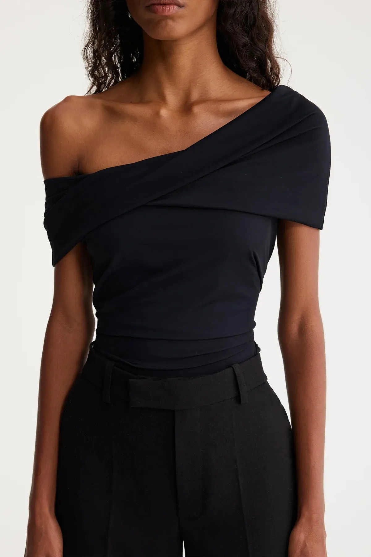 Asymmetrical Off Shoulder Top in Noir