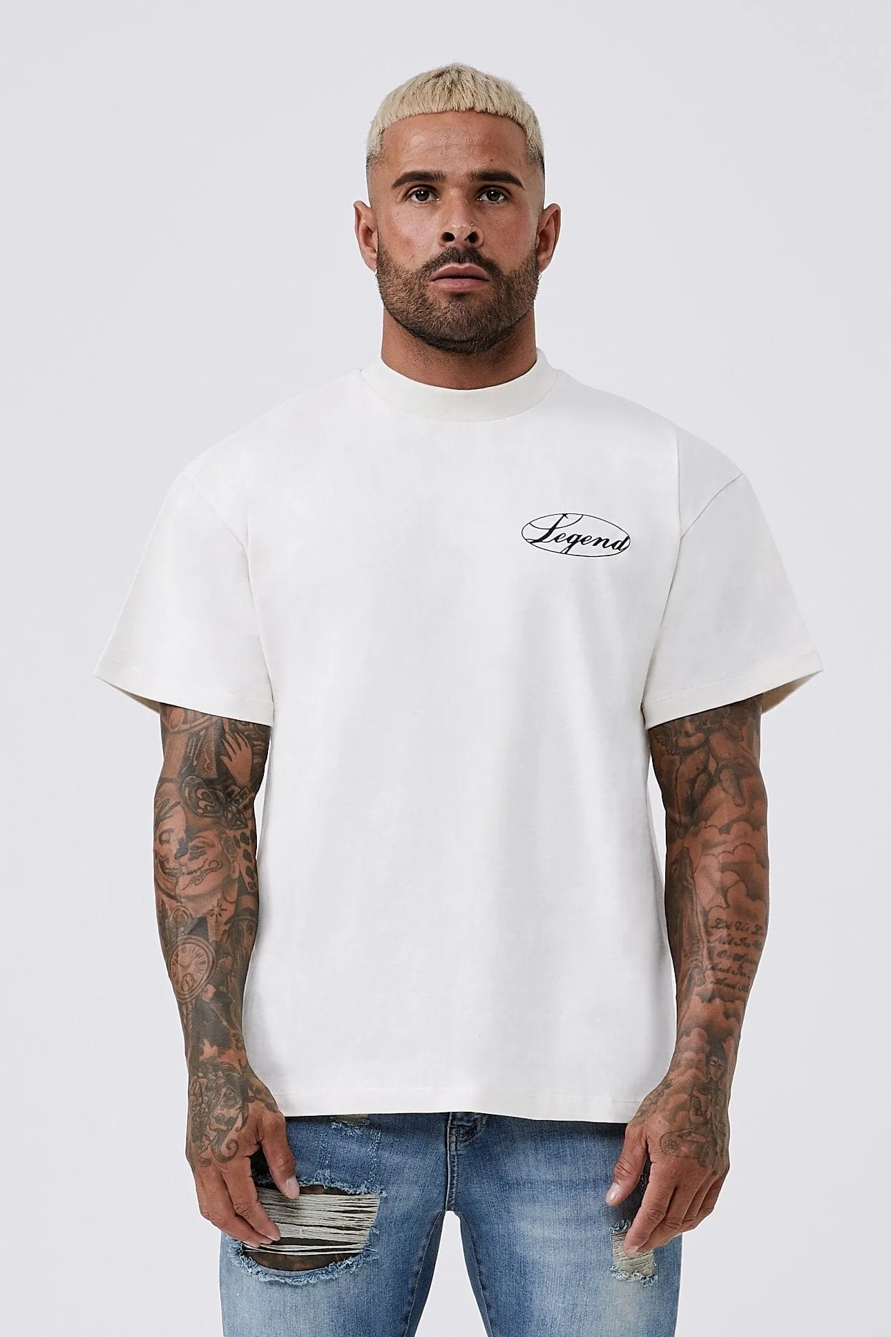BADGE OVERSIZED T-SHIRT - CREAM