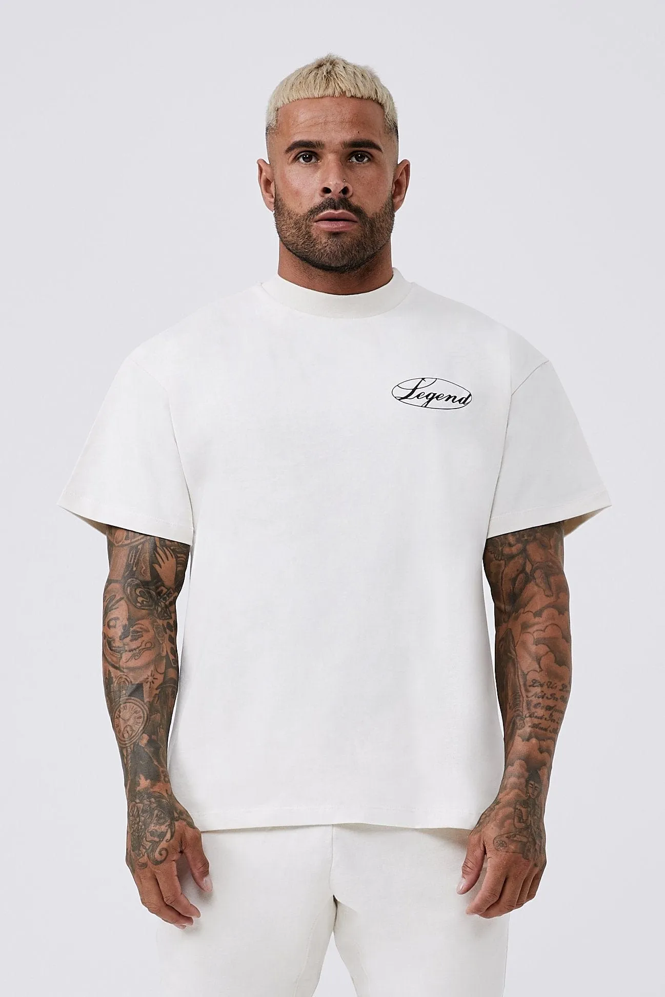BADGE OVERSIZED T-SHIRT - CREAM