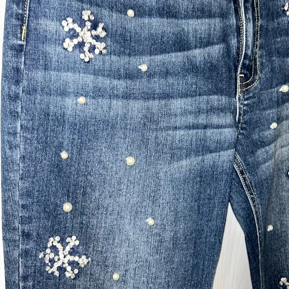 Boston Proper Embellished Snow Flake Medium Wash Denim Jeans(Size 8)
