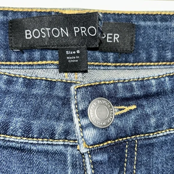 Boston Proper Embellished Snow Flake Medium Wash Denim Jeans(Size 8)