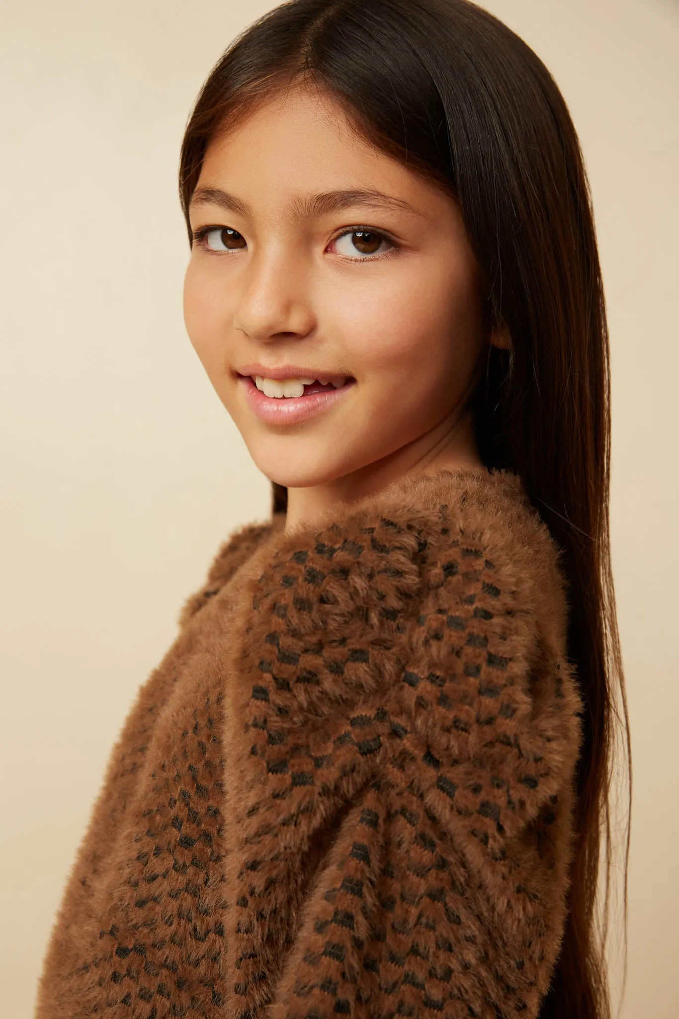 Checkered Mohair Accent Shoulder Knit Top