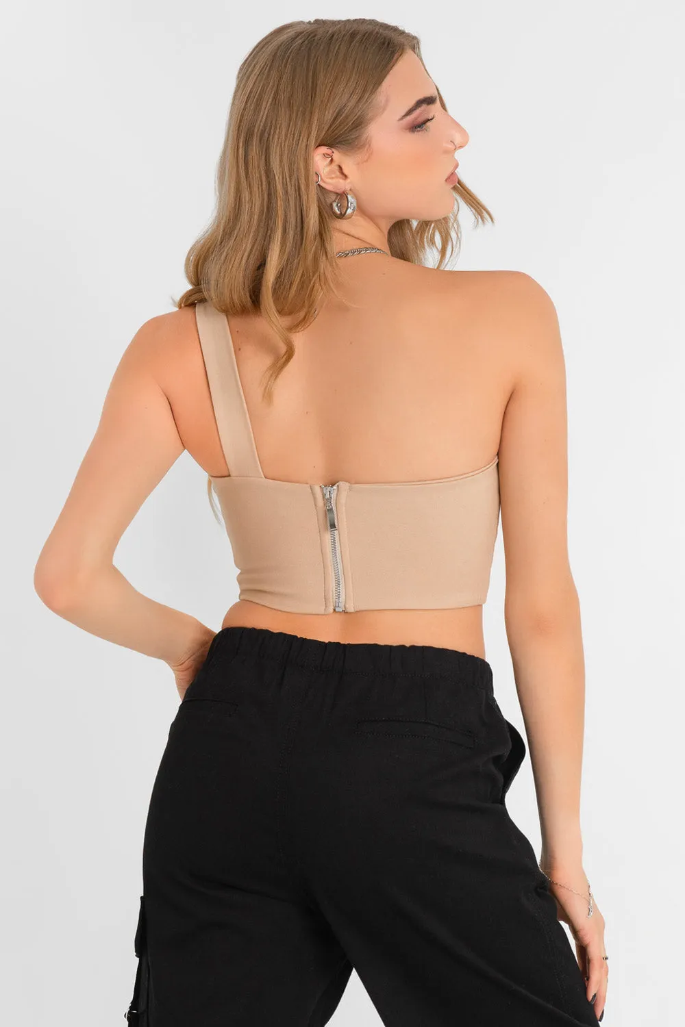 Crop top asimétrico un hombro