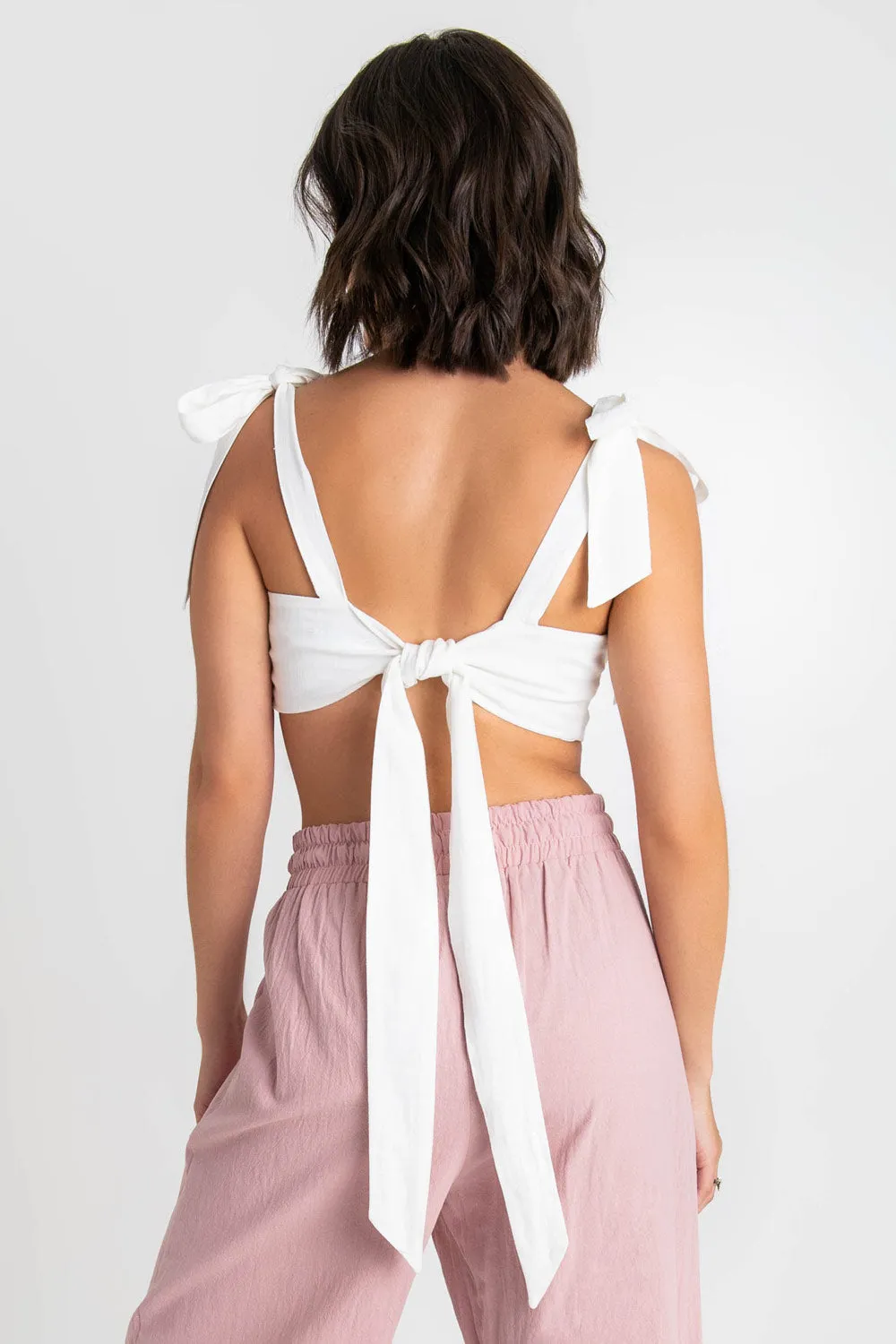 Crop top de lino tirantes con nudo