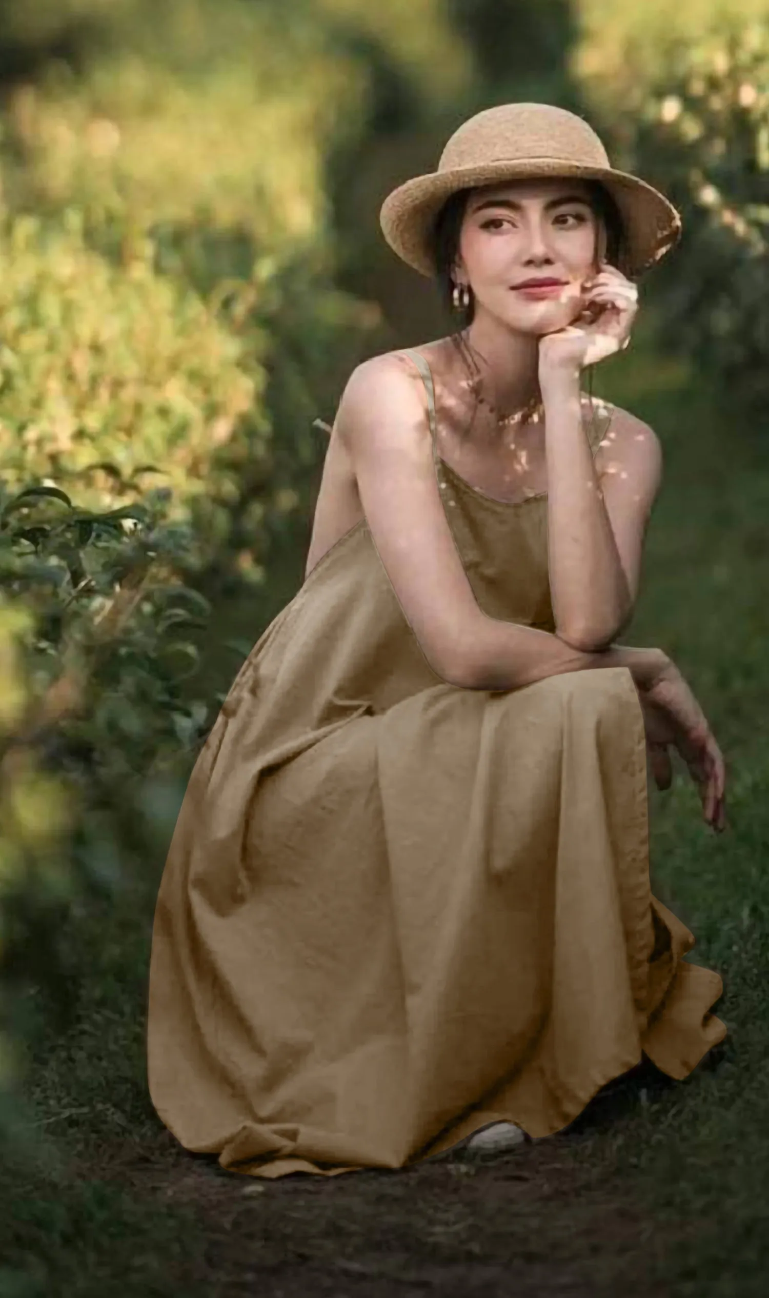 DEMI Open-Back Slip Midi Dress w/ Hat (Latte)