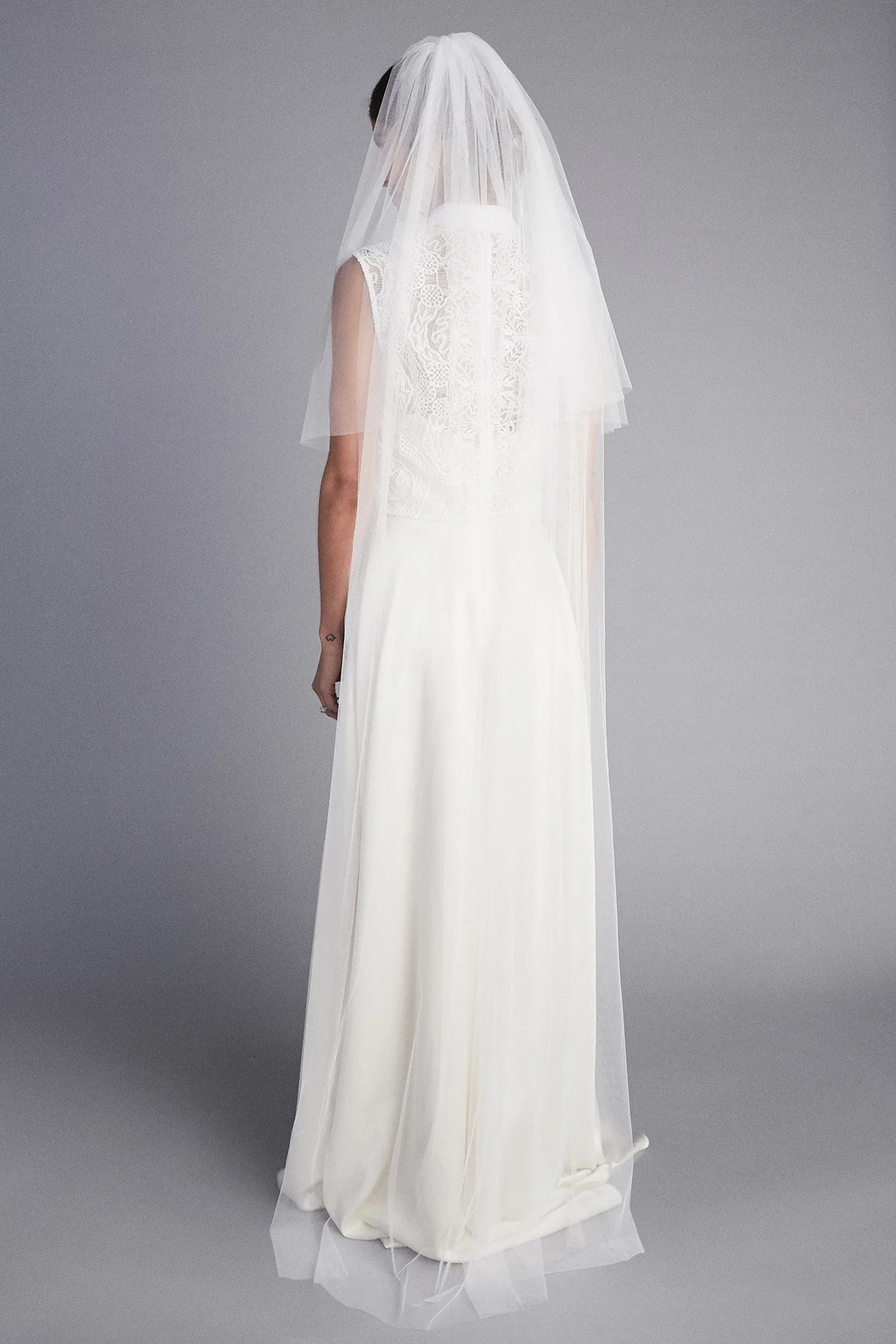 Demi Tiered Veil