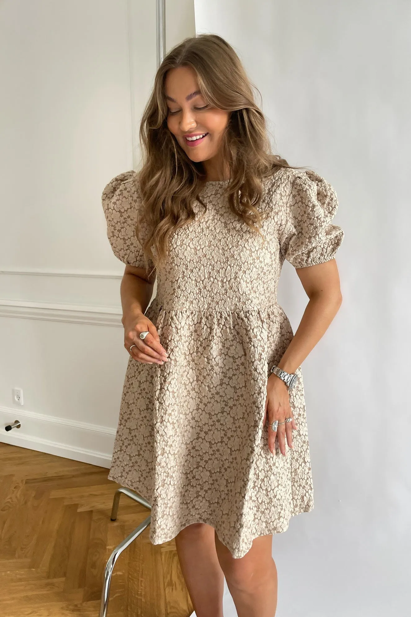 EliseIC Kjole - Beige