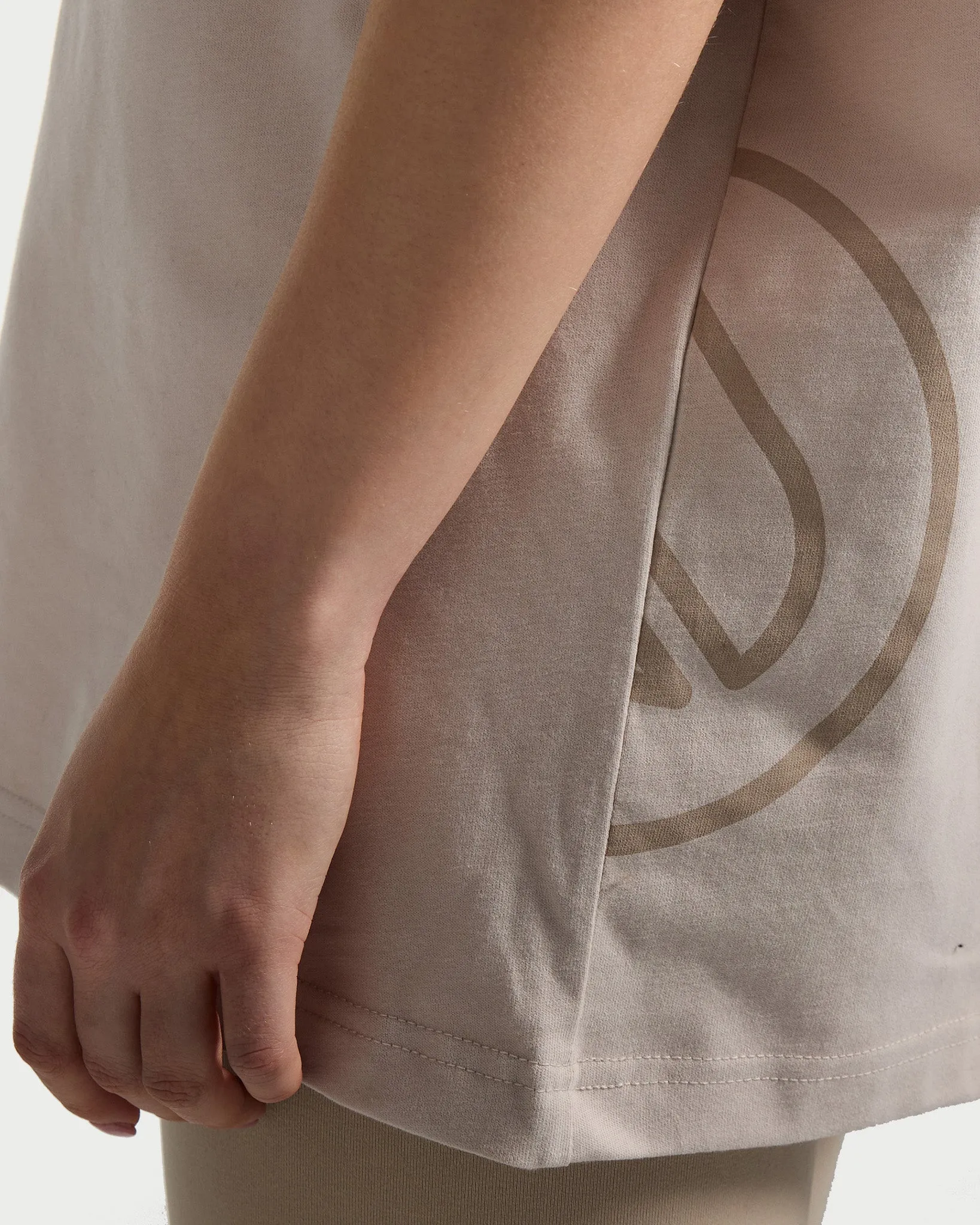 essentials Oversized Shirt (Outlet)