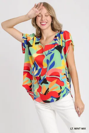 Everleigh Short Sleeved Abstract Print Top In Mint Mix