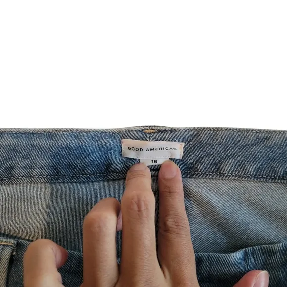 Good American Distressed Flare Jeans – Size 18 – Excellent Condition!