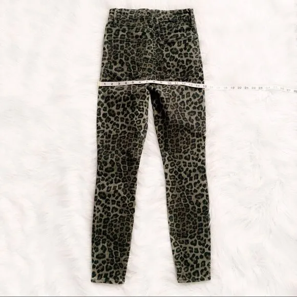 GOOD AMERICAN Good Waist Crop Skinny Jeans!