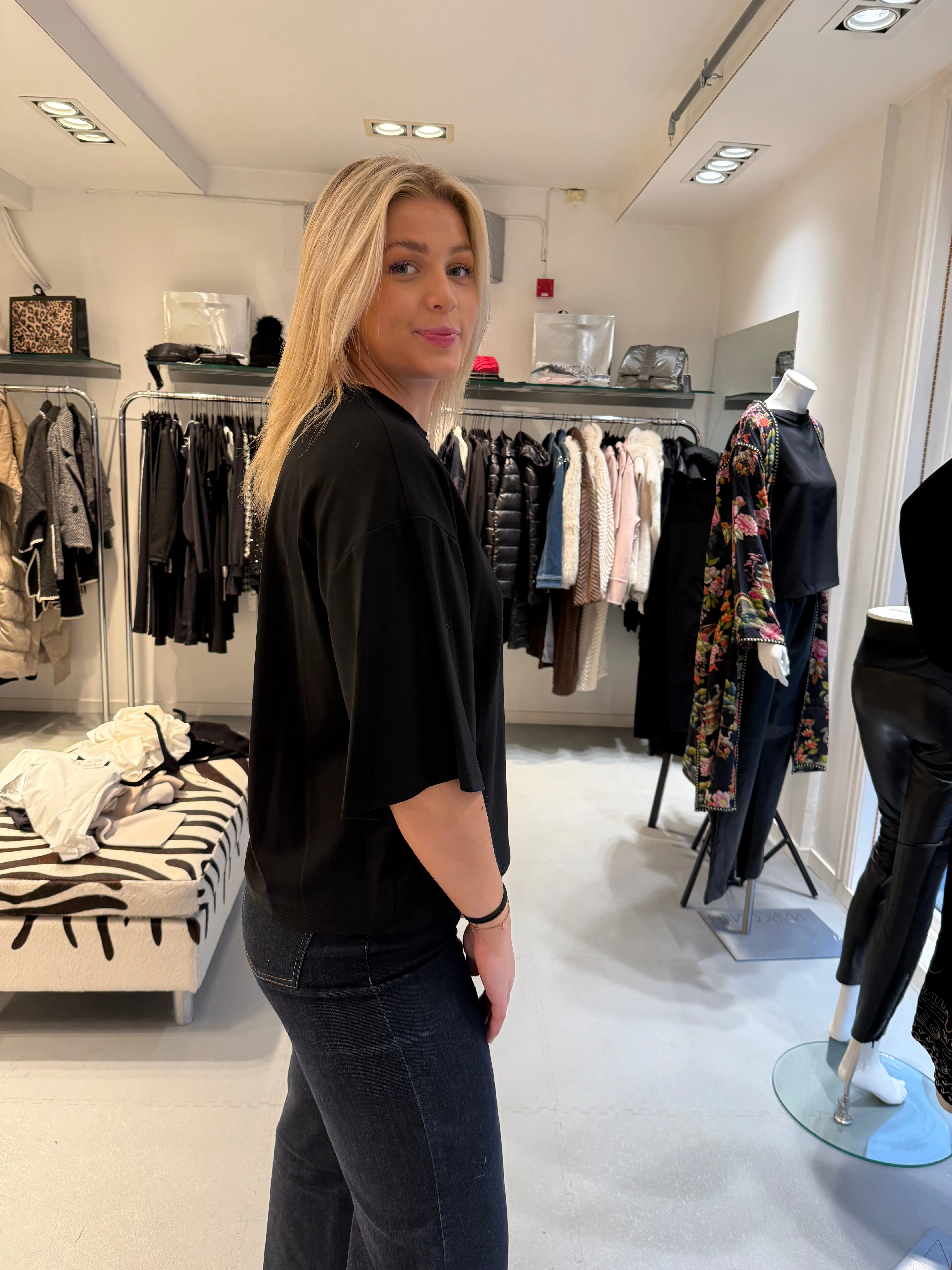 Imperial Sort oversized t-shirt med trekvart arm