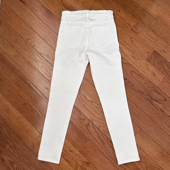 JOES JEANS White Flawless The Charlie Jeans