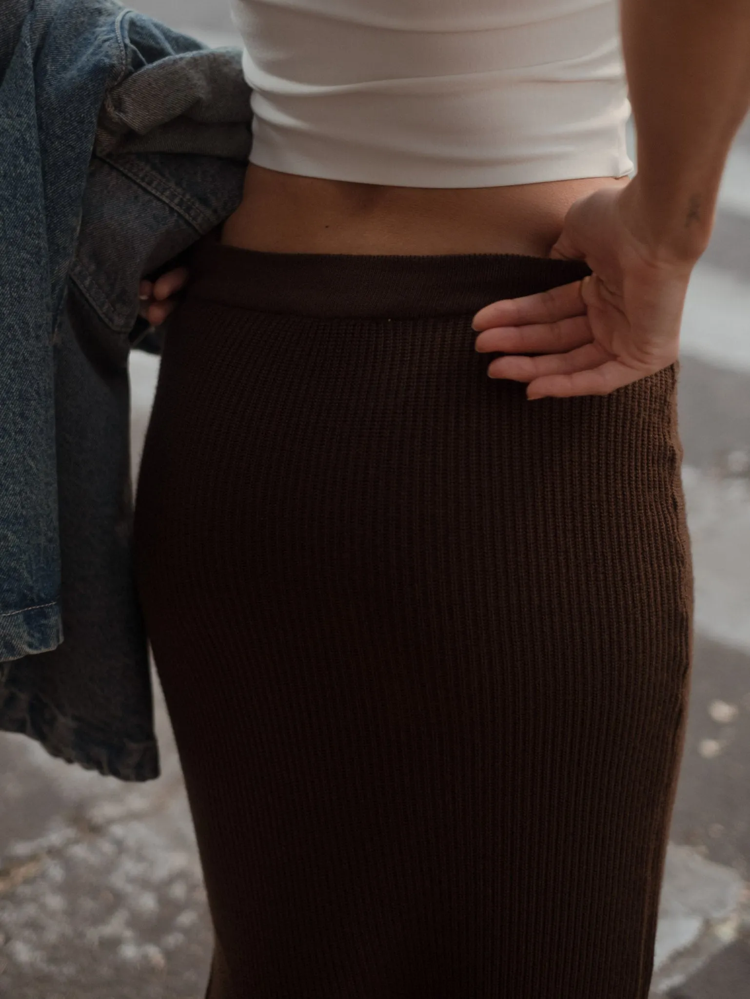 KNIT LONG SKIRT - ESPRESSO