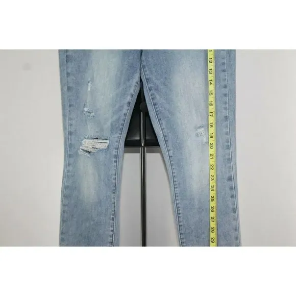 ladies BLANKNYC blue jeans size 26P