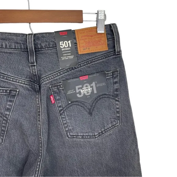 Levi's Premium 501 Skinny Jeans Size 28 NWT