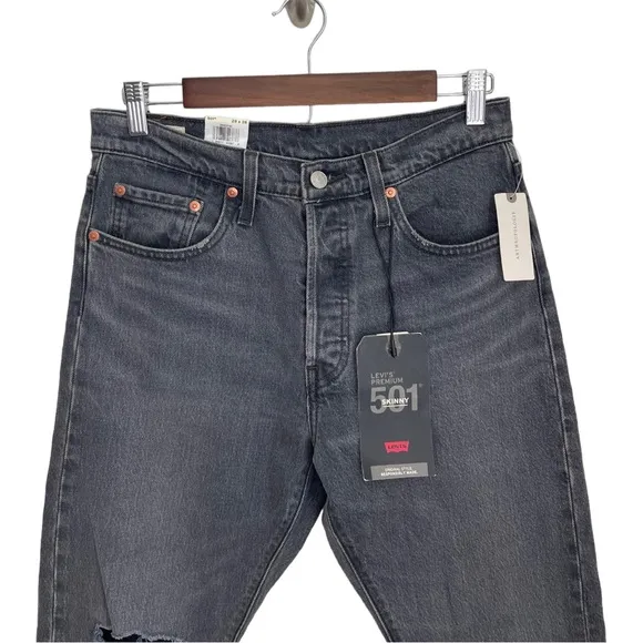 Levi's Premium 501 Skinny Jeans Size 28 NWT