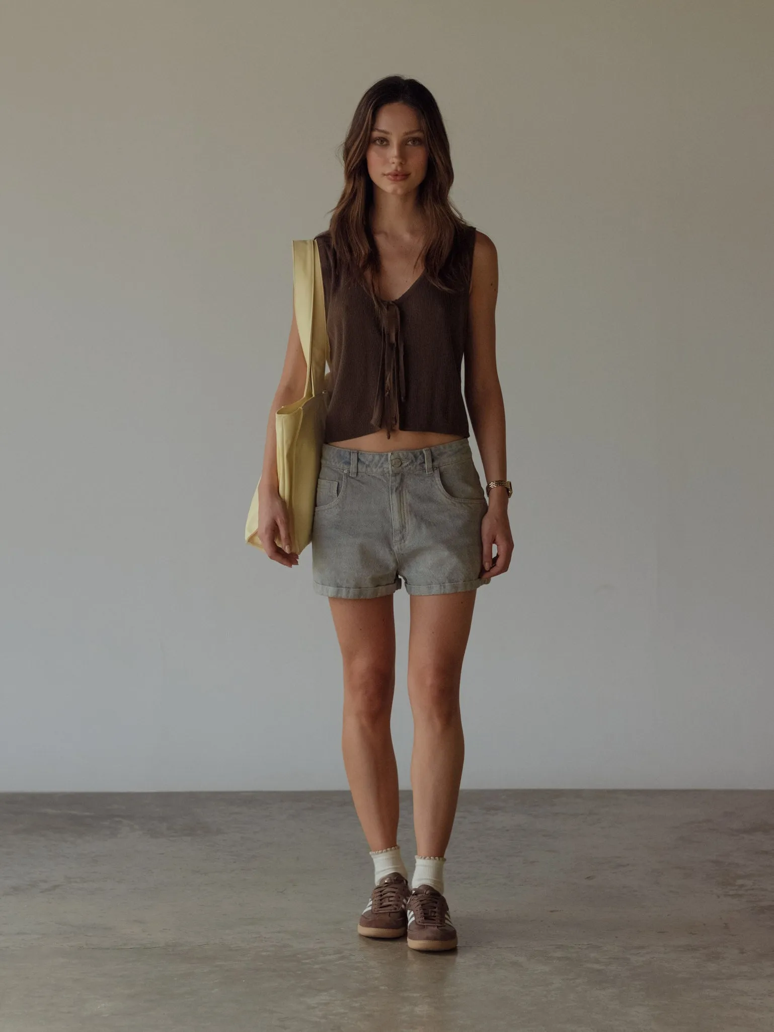 LOW RISE DENIM SHORT  - DIRTY ICE BLUE