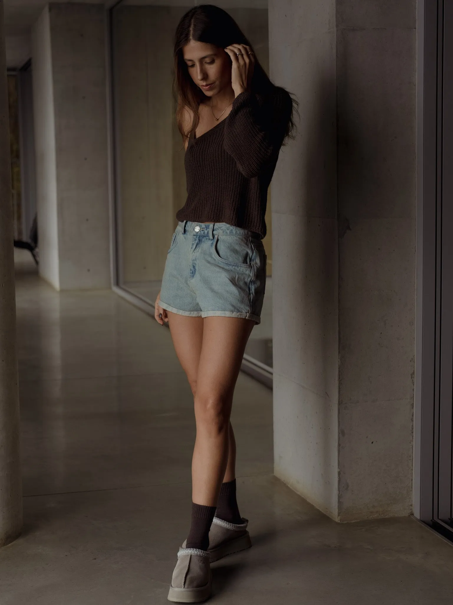 LOW RISE DENIM SHORT  - DIRTY ICE BLUE