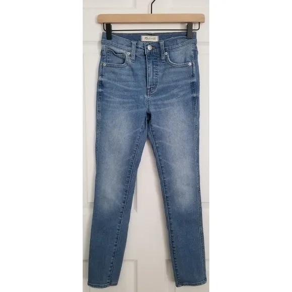 Madewell 10&quot; high rise skinny crop jeans