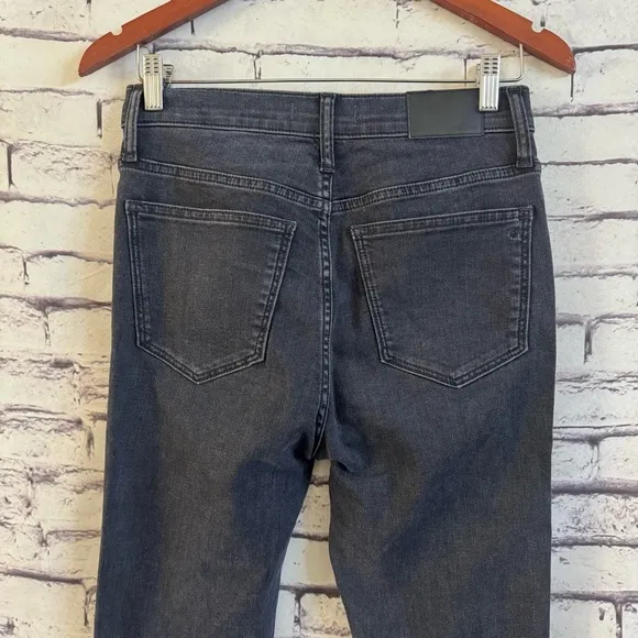 Madewell 10&quot; High-Rise Skinny Jeans in Robert Wash Button-Front Edition Size 27