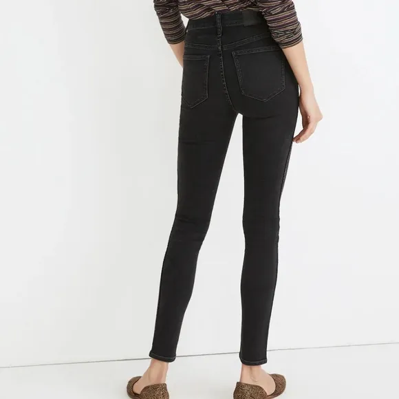 Madewell 10&quot; High-Rise Skinny Jeans in Robert Wash Button-Front Edition Size 27