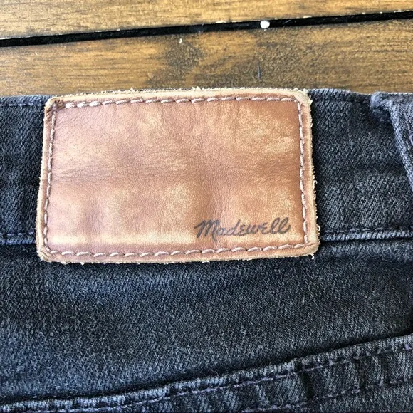 Madewell Roadtripper Supersoft Jeans in Ashmont Wash