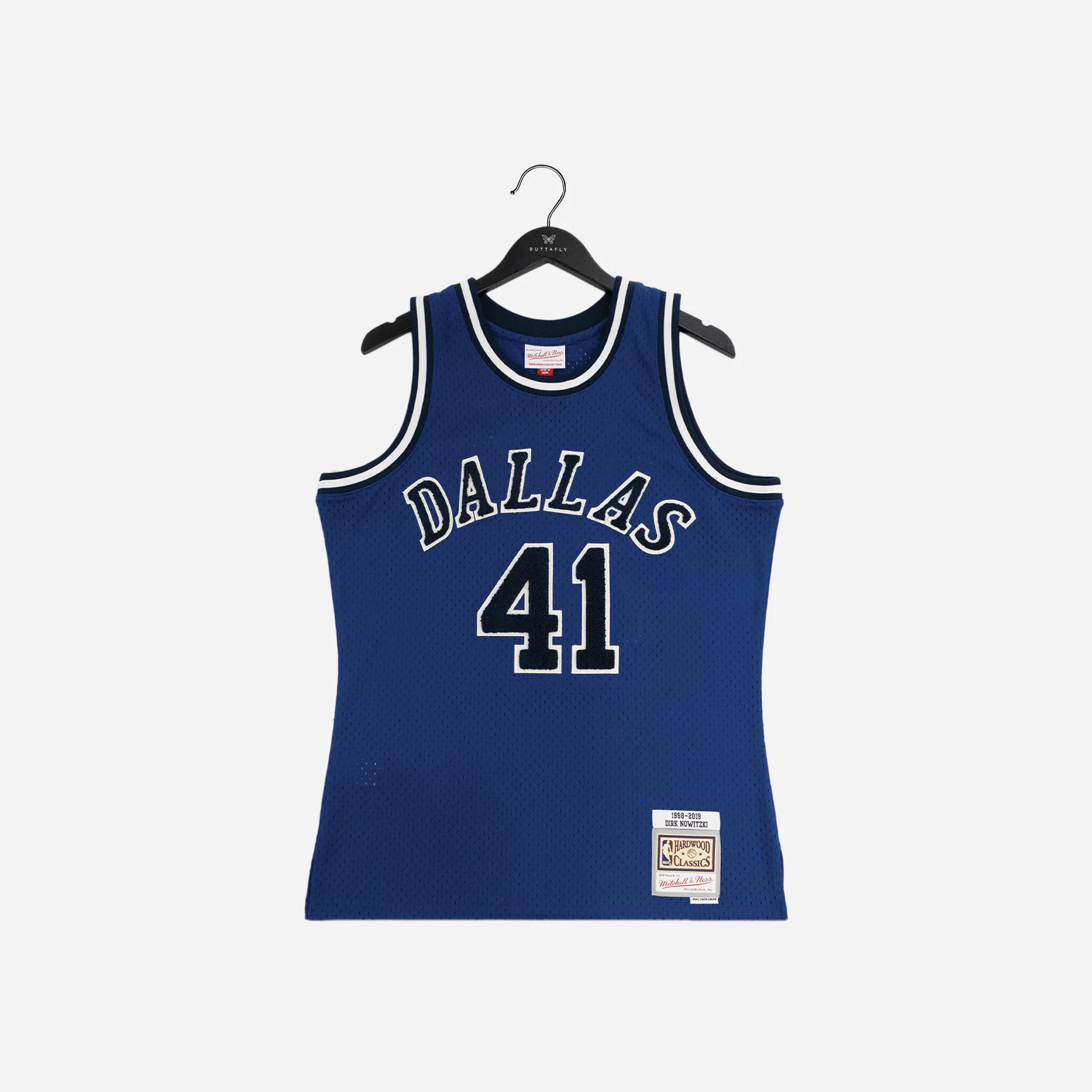 Mitchell & Ness NBA Off Court Chenille Swingman Jersey Mavericks 1998 Dirk Nowitzki