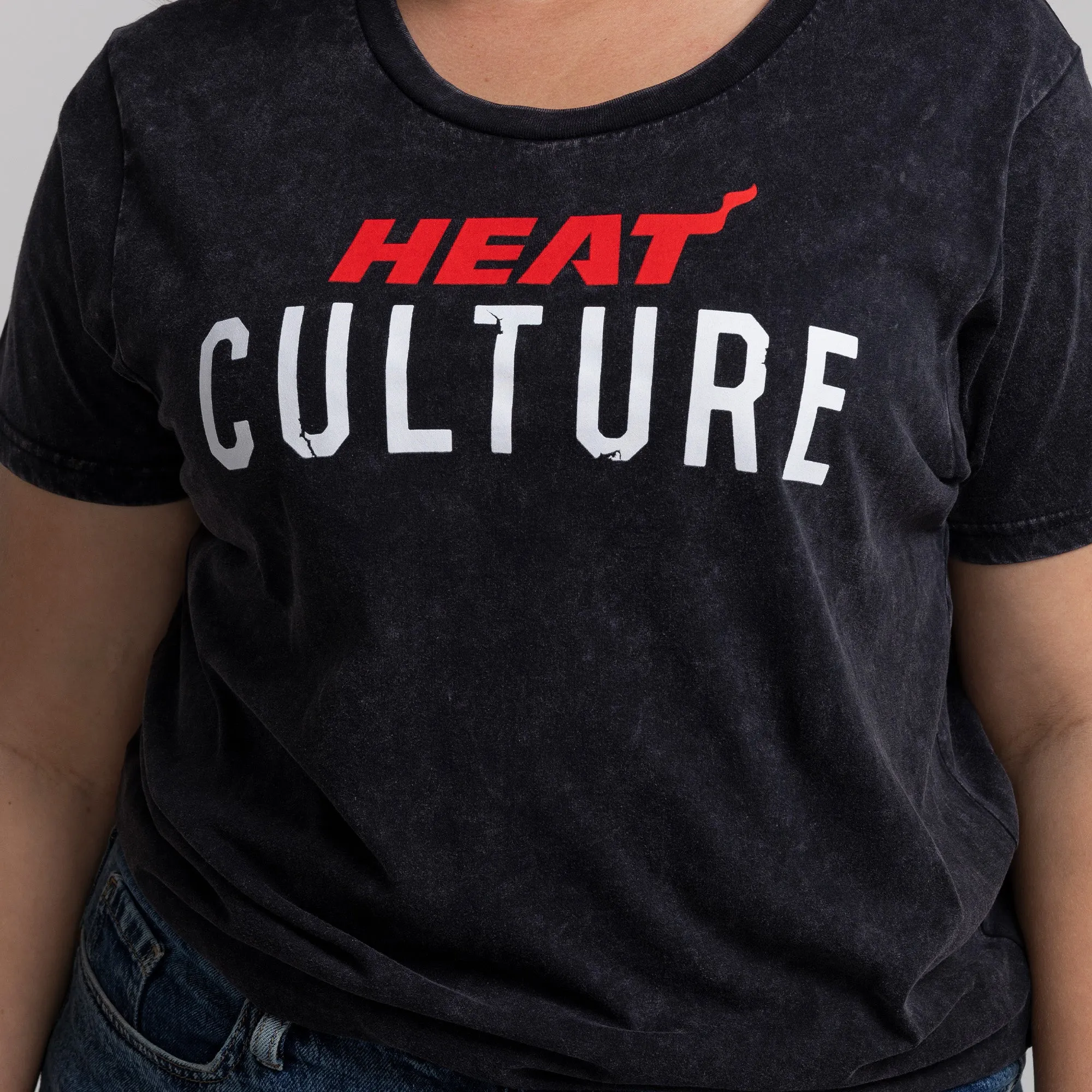 New Era HEAT Culture Oversized Women's Tee