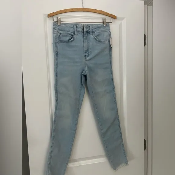 NWT Free People x We the Free Raw Light Wash Distressed High Rise Jeans Size 27