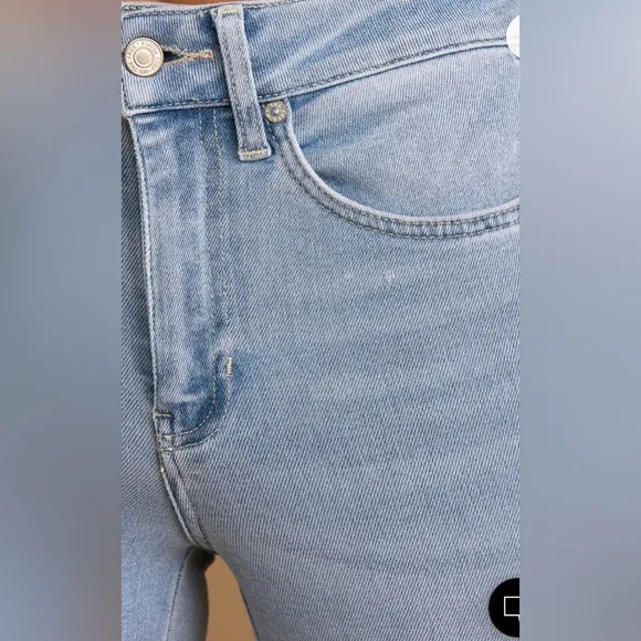 NWT Free People x We the Free Raw Light Wash Distressed High Rise Jeans Size 27