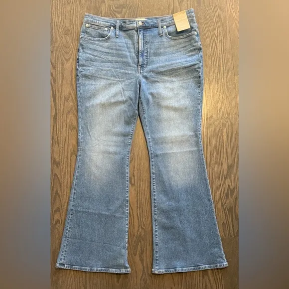 NWT Madewell Skinny Flare Jeans in Fairson Wash Size 33
