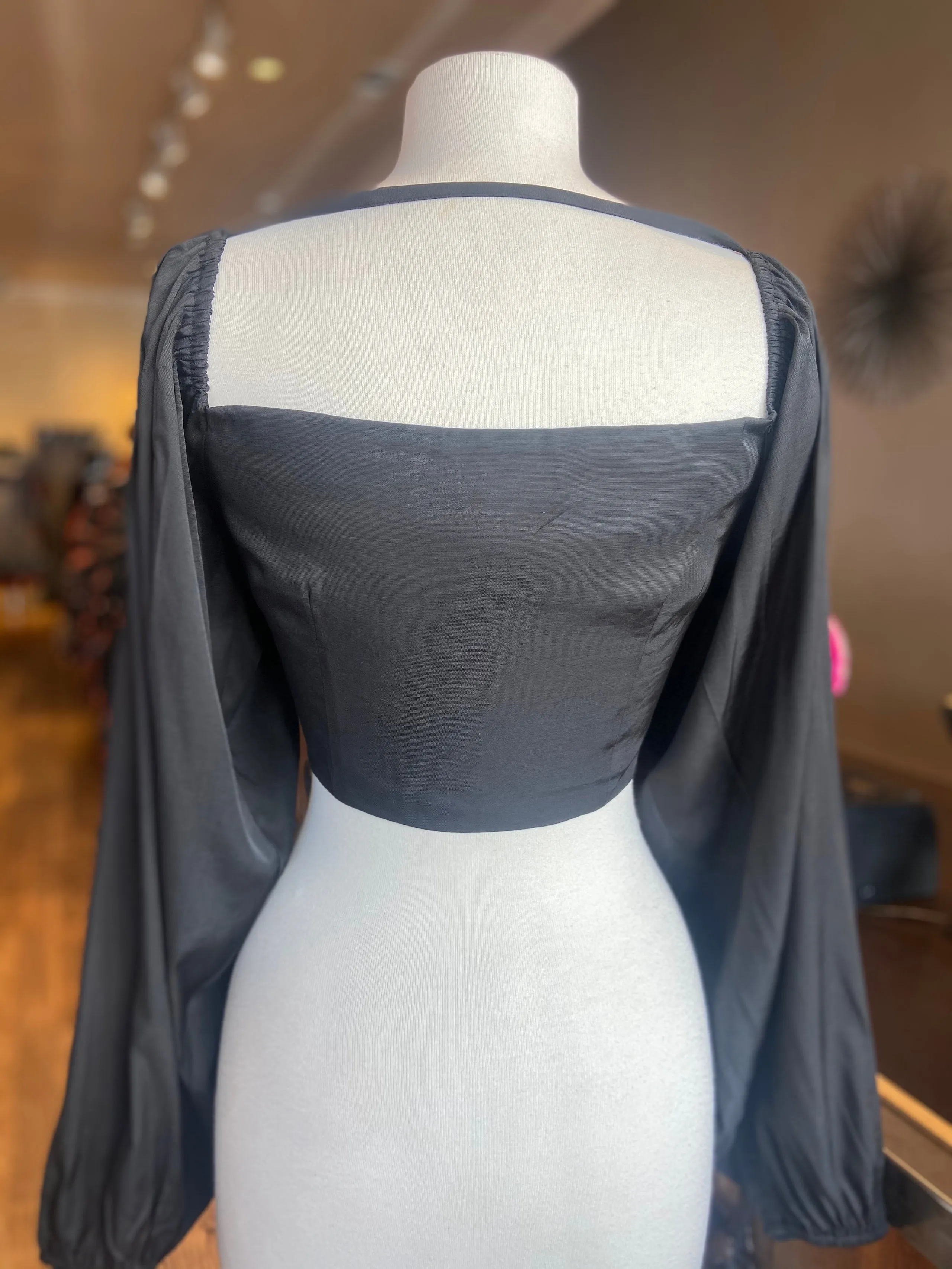 Open Back Tye Crop
