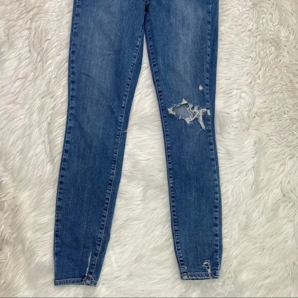 Paige Denim Women's Verdugo Ultra Skinny Jeans Blue Size 29 Distressed