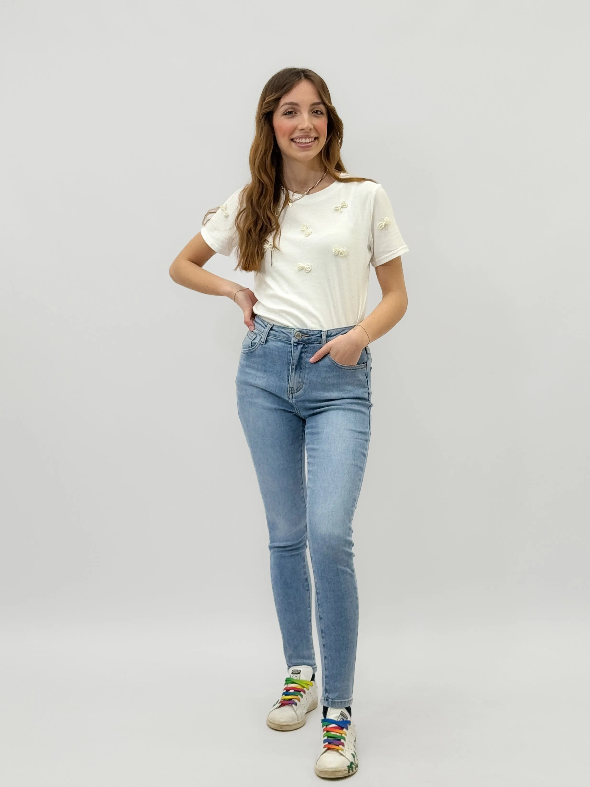 Pantaloni jeans super skinny vita alta