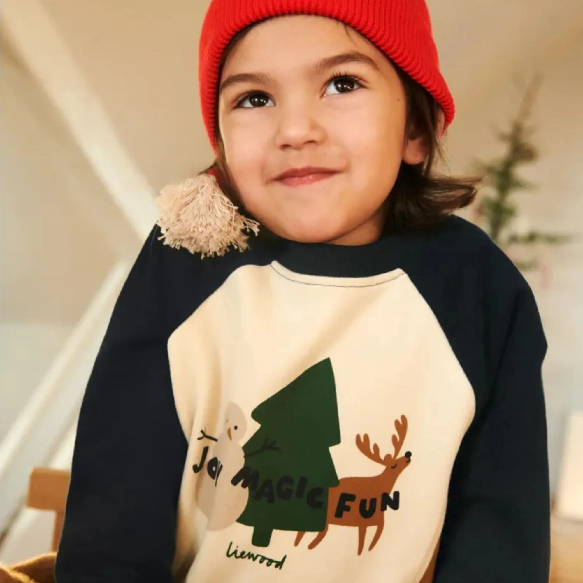 Placement Sweatshirt aus 100% Bio-Baumwolle GOTS Modell: Aude