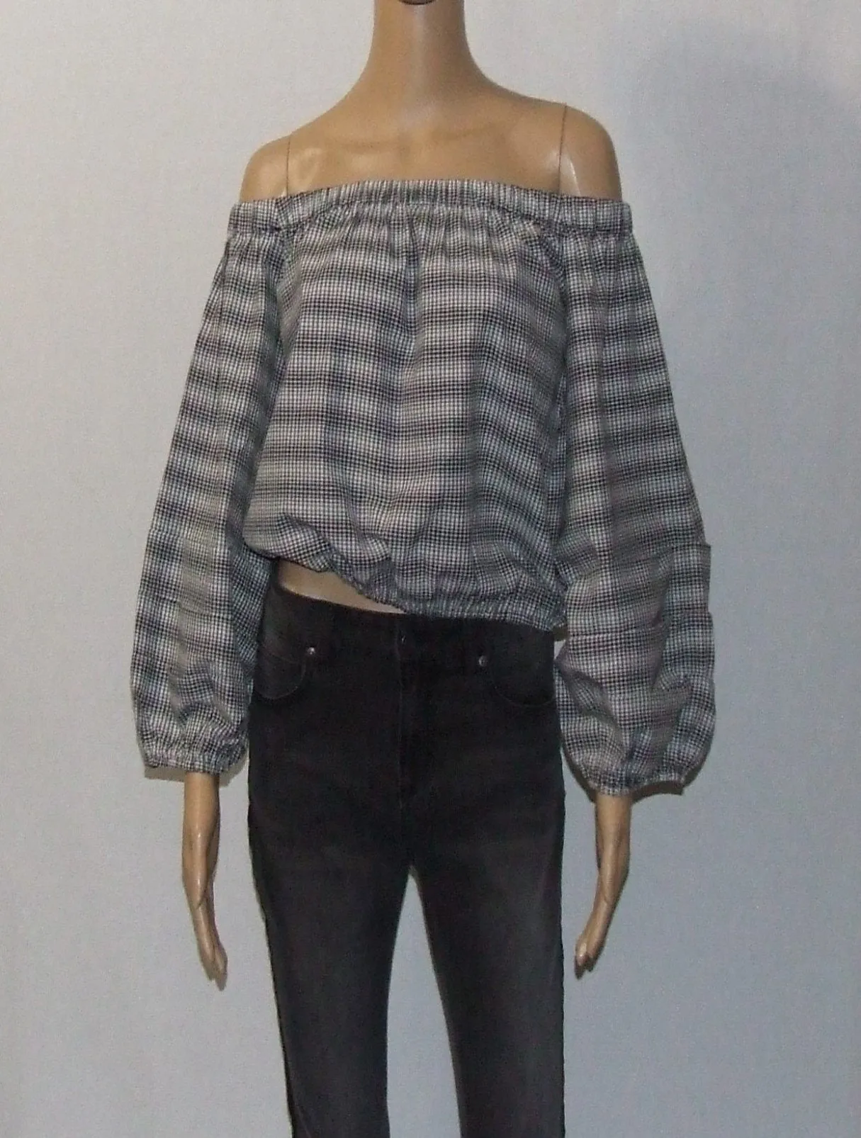 Pleated Balloon Off The Shoulder Top