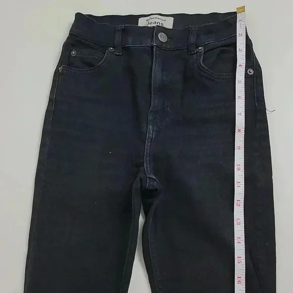 Reformation Skinny Jeans in Black