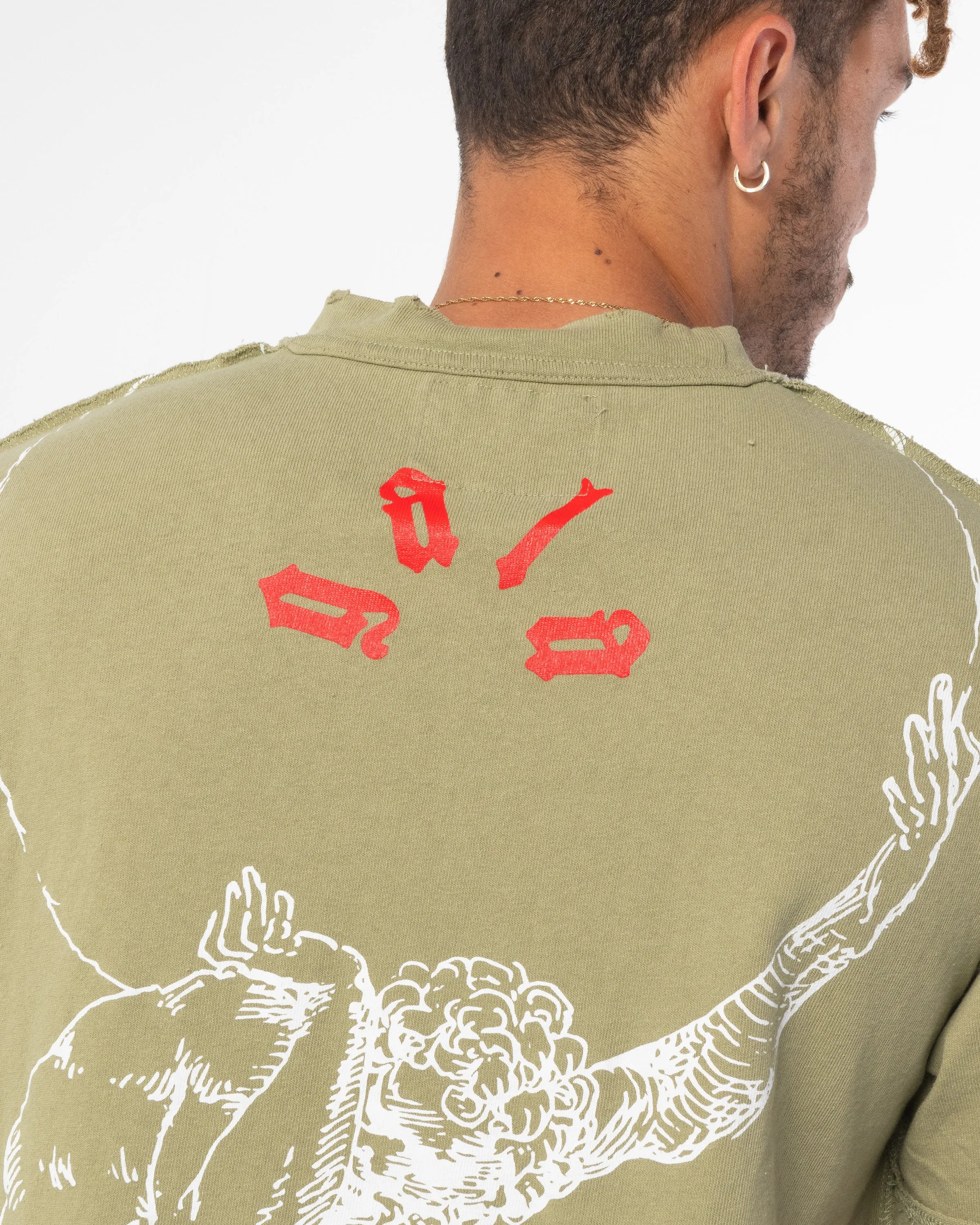 RESISTANCE TEE (OLIVE)