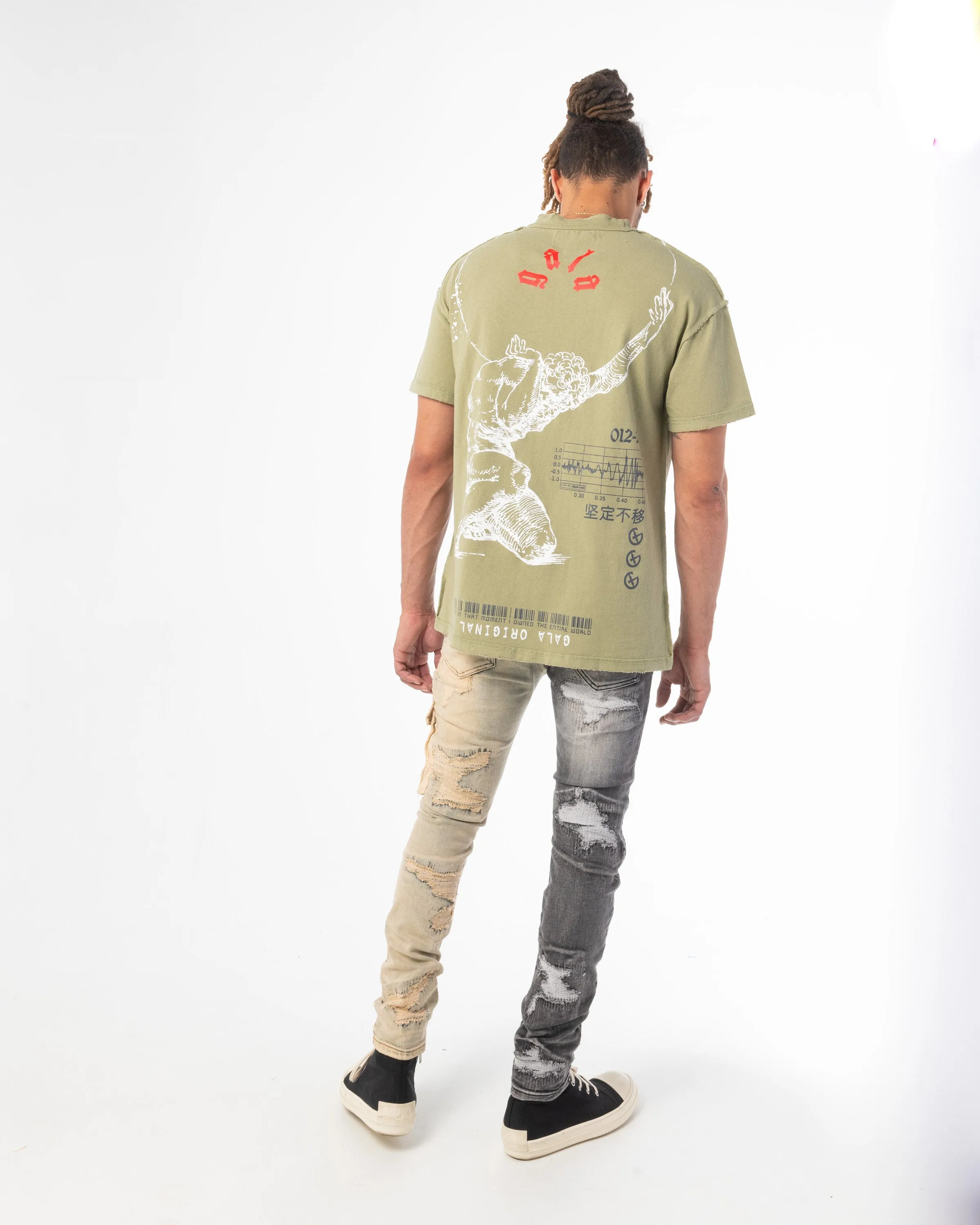 RESISTANCE TEE (OLIVE)