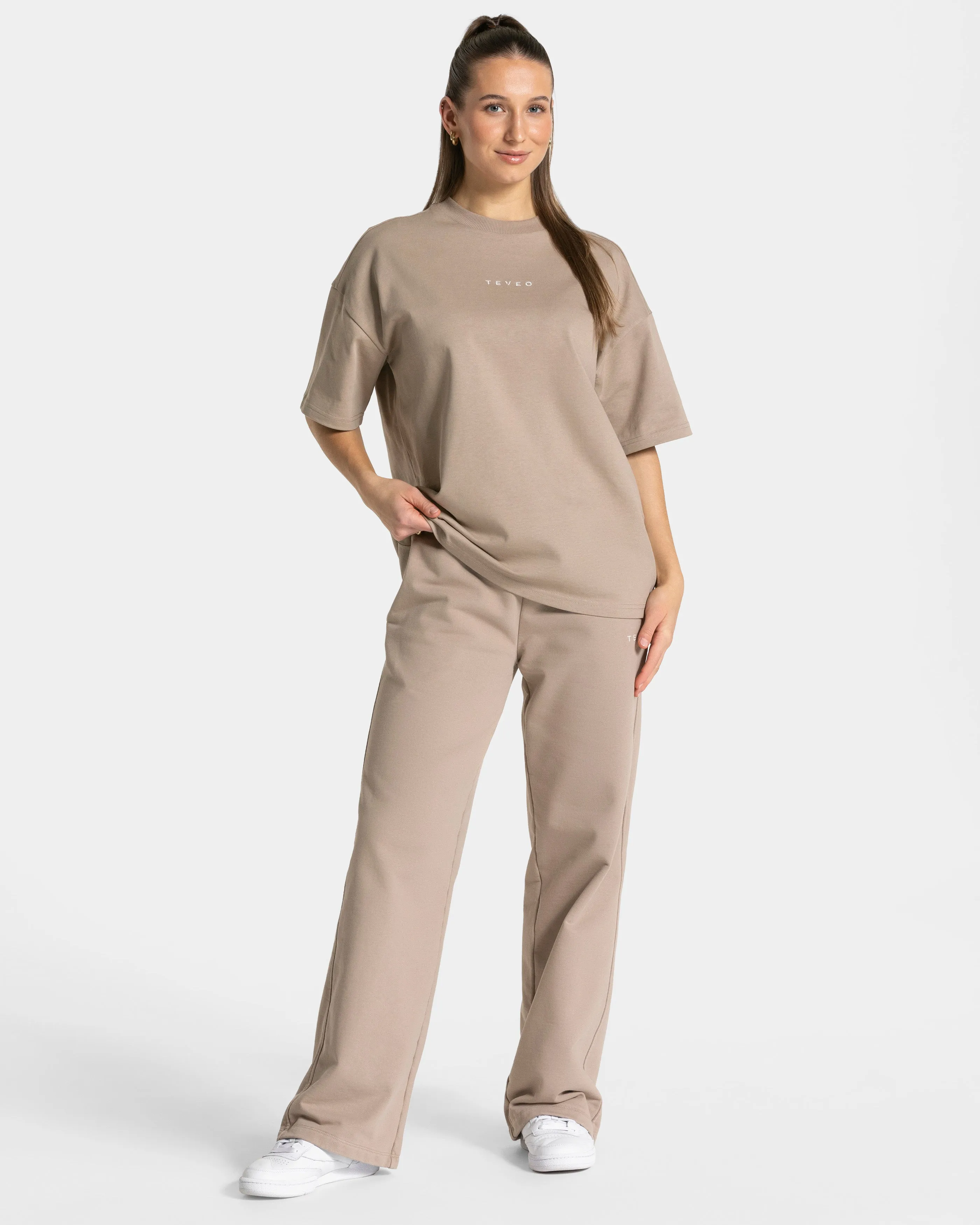 RI’VAIV Straight Leg Jogger Women "Taupe"