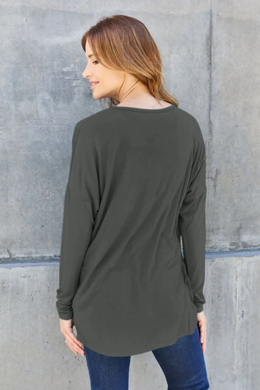 Round Neck Long Sleeve Tee