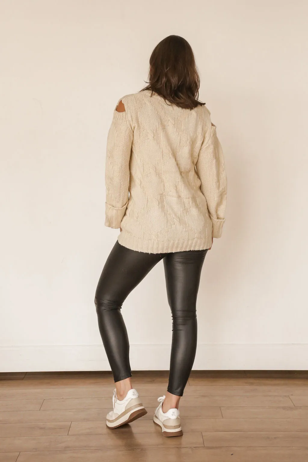 Slit Shoulder Sweater (CREAM)