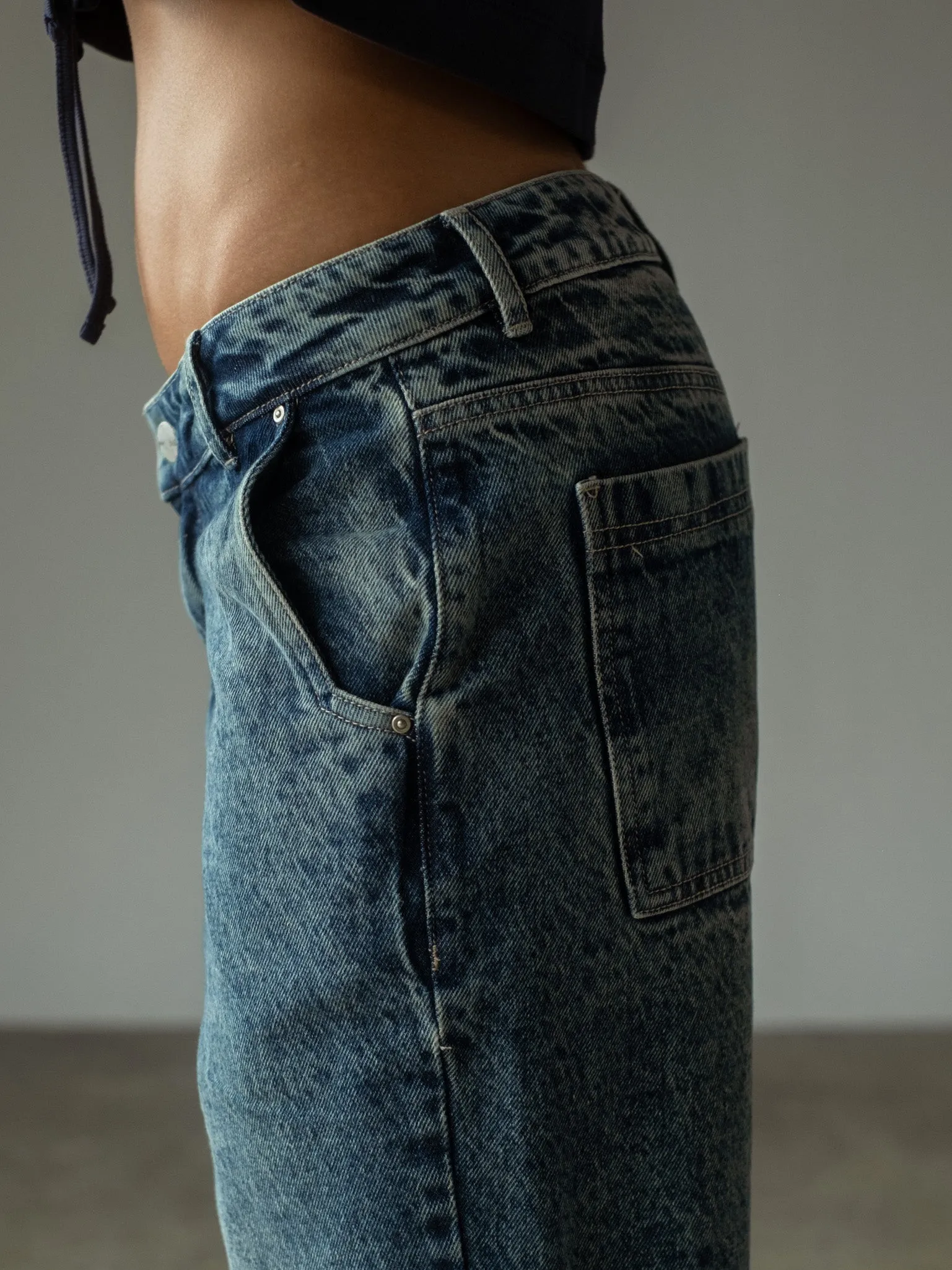 STRAIGHT LEG JEAN  - OCEAN BLUE