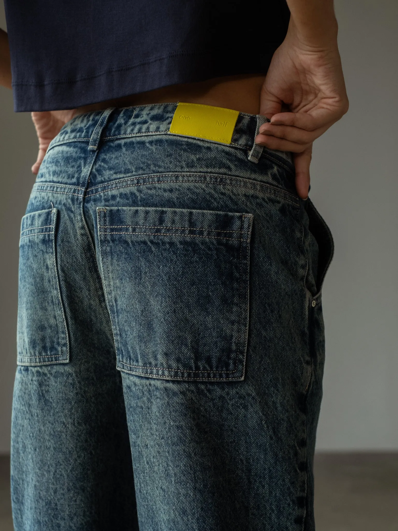 STRAIGHT LEG JEAN  - OCEAN BLUE