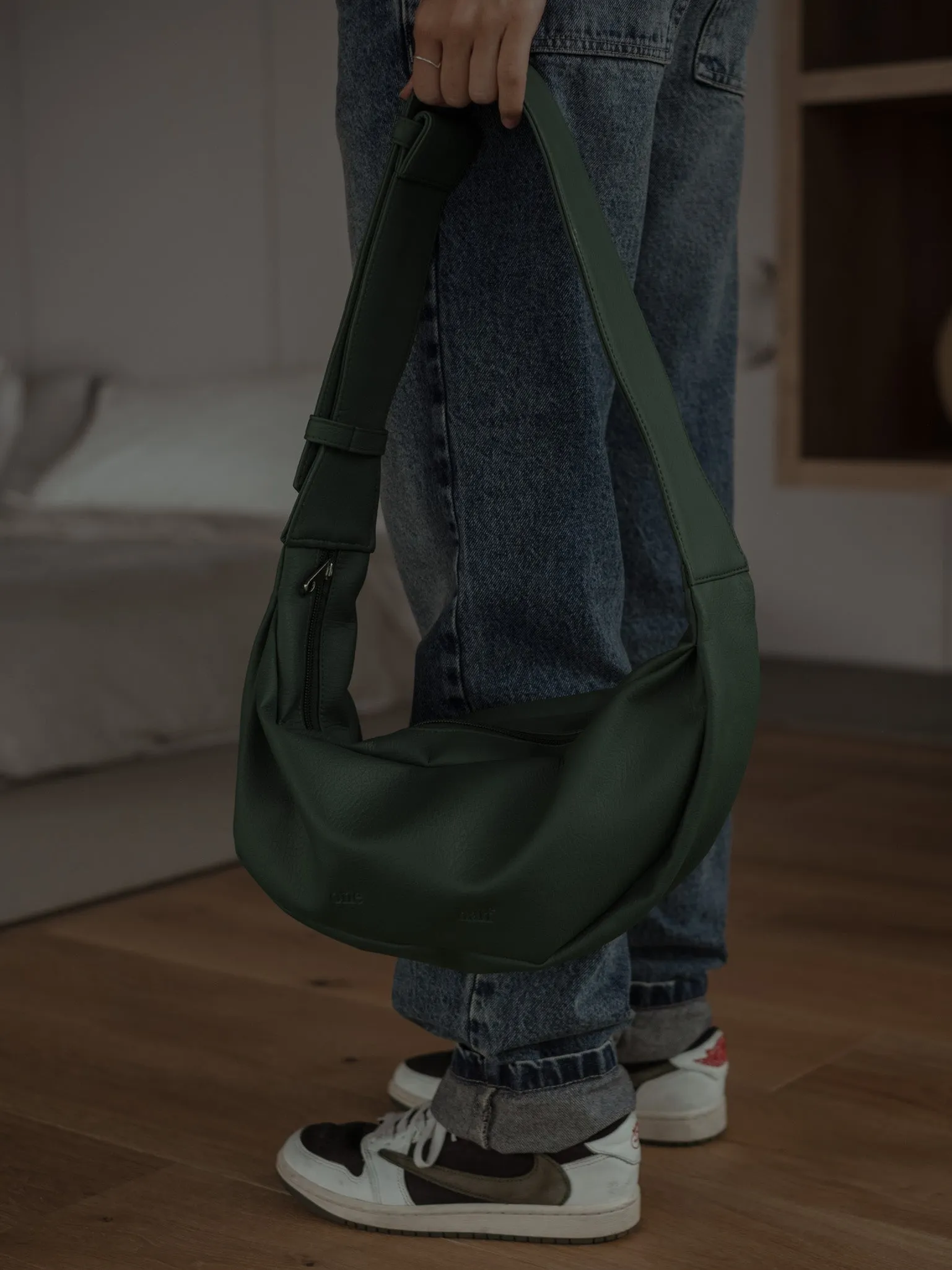 STRAIGHT LEG JEAN  - OCEAN BLUE